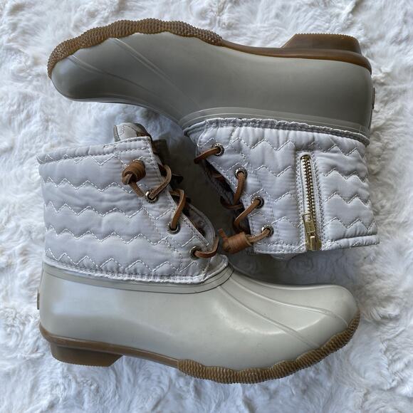 Sperry Womens Saltwater Duck Boot Size 7.5 Ivory Chevron Quilted Rain Snow Boots - Picture 1 of 15